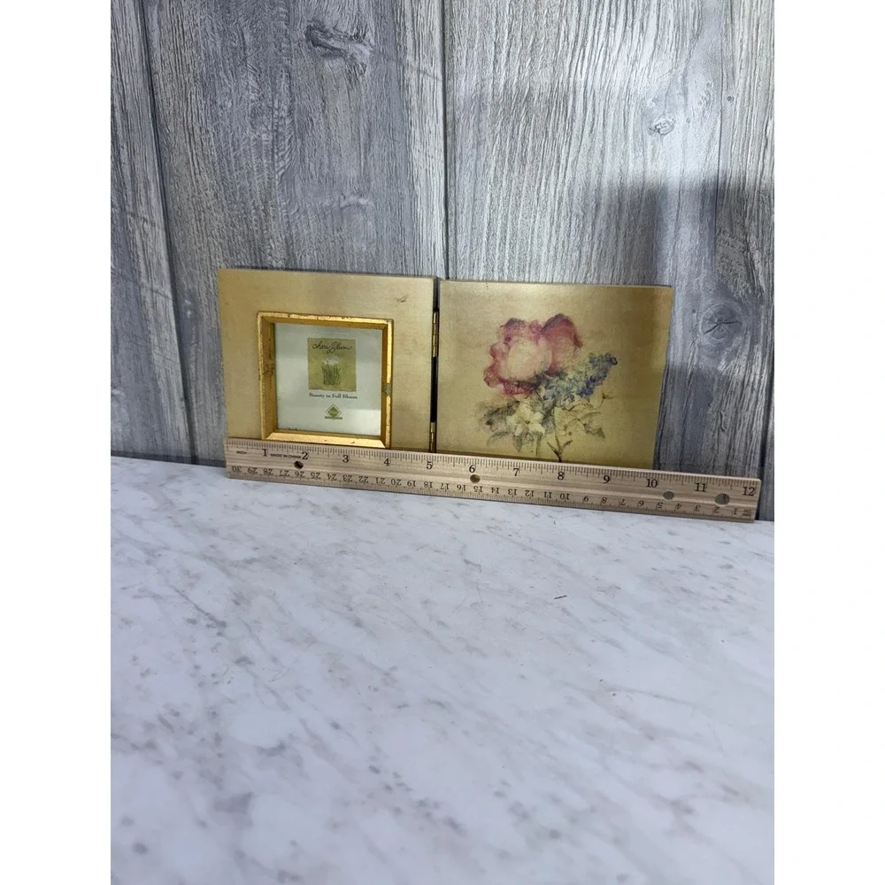 Cheri Blum Fetco International Floral Folding Picture Frame Gold Cream Vintage